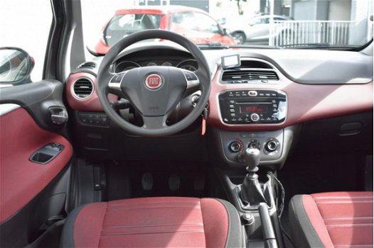 Fiat Punto Evo - 1.2 Dynamic 3-deurs 70pk | Airco | Cruise | Bluetooth | - 1