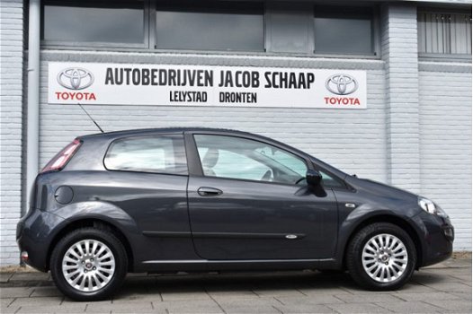 Fiat Punto Evo - 1.2 Dynamic 3-deurs 70pk | Airco | Cruise | Bluetooth | - 1