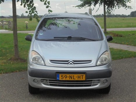 Citroën Xsara Picasso - 1.6i * Airco * Nw-Type * 5Drs * BUDGET - 1