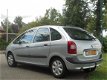 Citroën Xsara Picasso - 1.6i * Airco * Nw-Type * 5Drs * BUDGET - 1 - Thumbnail