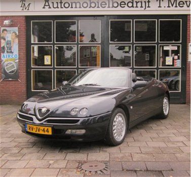 Alfa Romeo Spider - 2.0-16V T.Spark - 1