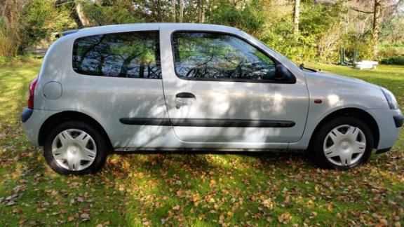 Renault Clio - 1.2-16V Expression - 1