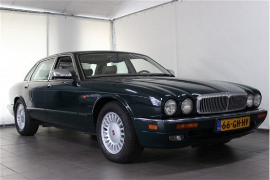 Jaguar XJ - 6.0 V12 Daimler - 1