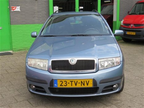 Skoda Fabia Combi - 1.4-16V Spirit+ Nieuwe APK Airco - 1