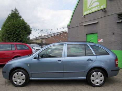 Skoda Fabia Combi - 1.4-16V Spirit+ Nieuwe APK Airco - 1