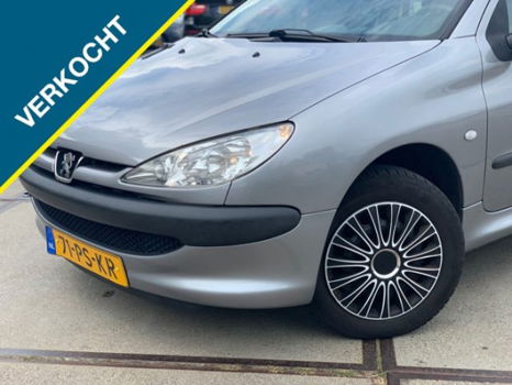 Peugeot 206 - 1.4 Air-line/Airco/Stuurbkr/Elek.ramen - 1