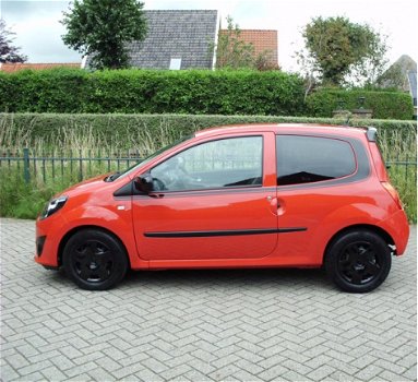 Renault Twingo - 1.2-16V Collection Airco lage km's RIJKLAAR - 1