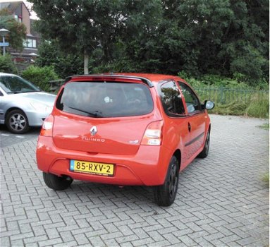 Renault Twingo - 1.2-16V Collection Airco lage km's RIJKLAAR - 1