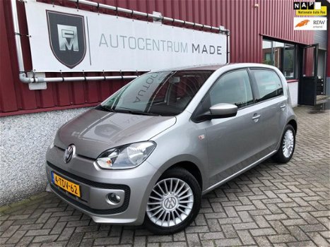 Volkswagen Up! - 1.0 high up BlueMotion // Airco // Lm velgen // Nette auto // - 1