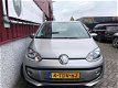 Volkswagen Up! - 1.0 high up BlueMotion // Airco // Lm velgen // Nette auto // - 1 - Thumbnail