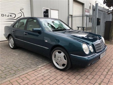 Mercedes-Benz E-klasse - 420 Elegance W210 Aut. 2e eig. Youngtimer - 1