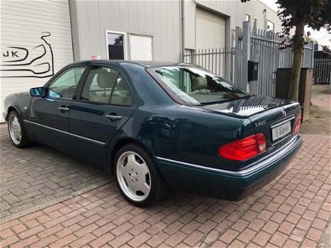 Mercedes-Benz E-klasse - 420 Elegance W210 Aut. 2e eig. Youngtimer - 1