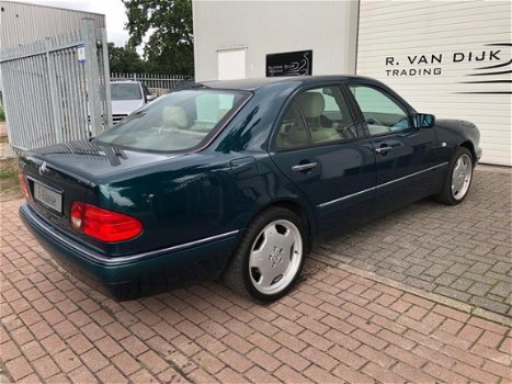 Mercedes-Benz E-klasse - 420 Elegance W210 Aut. 2e eig. Youngtimer - 1