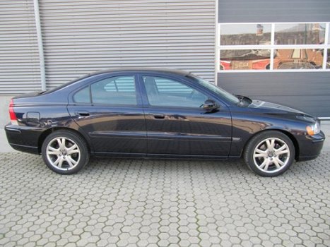 Volvo S60 - 2.4 T Aut. airco, pdc - 1