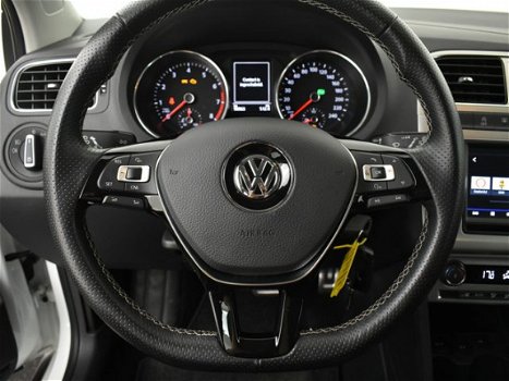 Volkswagen Polo - 1.2 TSI 90 pk Cross Polo | 1e Eigenaar | Navigatie | Xenon | Climate Control | PDC - 1