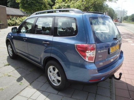 Subaru Forester - 2.0 Active AWD met Trekh. en LM-velgen (99.400KM/ van 1e Eigenaar - 1