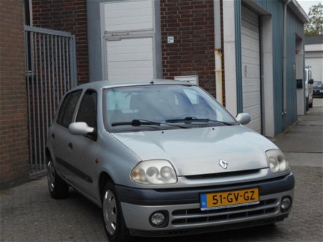 Renault Clio - 1.2 Expression 5 deurs - 1