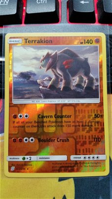 Terrakion  122/236  Holo  (reverse) SM Unified Minds