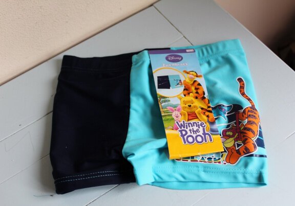 Zwembroekje Winnie the Pooy - maat 110/116 - Afbeelding 2