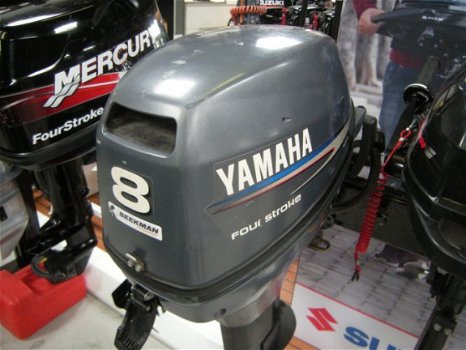 Yamaha F8 CMHL - 1