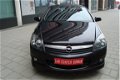 Opel Astra GTC - 1.8 OPC KEYLLES GO AIRCO NAVI XENON STOELVERWARMING - 1 - Thumbnail