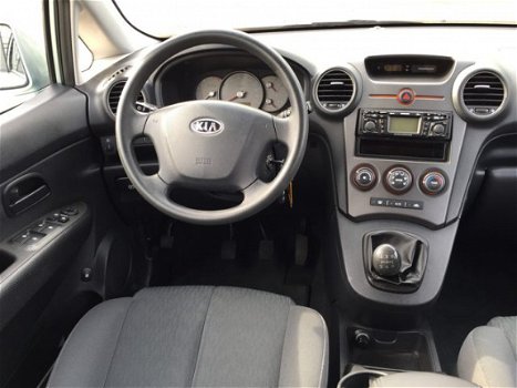 Kia Carens - 2.0 CVVT X-tra, AIRCO, 4X ELEK-RAMEN, CENT-VERGRENDELING, NAVIGATIE-RADIO-CD, LM-VELGEN - 1