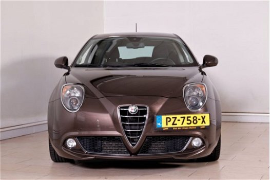 Alfa Romeo MiTo - 1.4 T 135PK AUTOMAAT ECC SPORTSTOELEN CRUISE CD PDC LMV17 - 1