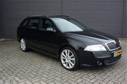 Skoda Octavia Combi - 2.0 TFSI RS - 1