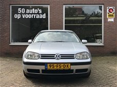 Volkswagen Golf - 1.6i 16V Comfortline