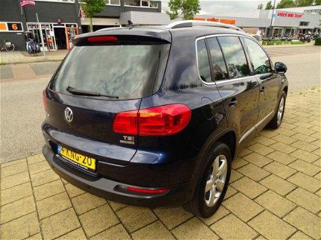 Volkswagen Tiguan - 1.4 TSI 122PK BMT SPORT en STYLE - 133846 Km - Navi - Electr pak - 1