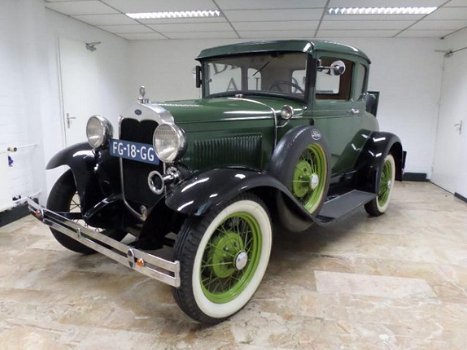 Ford Model A - A zondag geopend van 12 tot 17 uur - 1