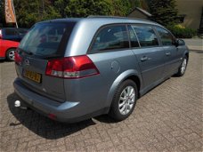 Opel Vectra Wagon - 2.2-16V Comfort 2005 € 1500.- zo mee , 1 jr. Apk