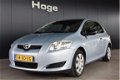 Toyota Auris - 1.6-16V Terra Airco Rijklaarprijs Inruil Mogelijk - 1 - Thumbnail