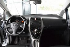 Toyota Auris - 1.6-16V Terra Airco Rijklaarprijs Inruil Mogelijk