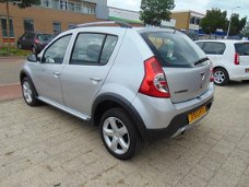 Dacia Sandero - 1.6i stepway