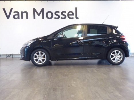 Peugeot 208 - 1.2 AUTOMAAT 5D Style-AIRCO - 1