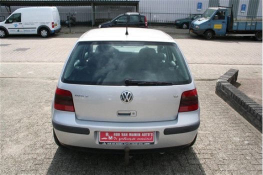 Volkswagen Golf - 1.6 Trendline - 1