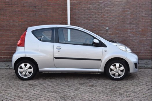 Peugeot 107 - SUBLIME 1.0 3D | AIRCO | RADIO/CD - 1