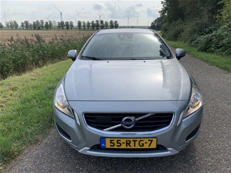 Volvo V60 - 2.0T Momentum Automaat Leer DriverSupport - 1