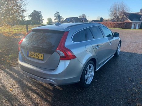 Volvo V60 - 2.0T Momentum Automaat Leer DriverSupport - 1