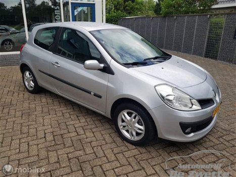 Renault Clio - 1.6-16V Dynamique S - 1