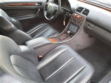 Mercedes-Benz CLK-klasse Cabrio - 320 Sport BJ.1999 / Airco ECC / Automaat / Leer / Youngtimer - 1