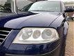 Volkswagen Passat - 1.8 Turbo Sportline Lees advertentie - 1 - Thumbnail