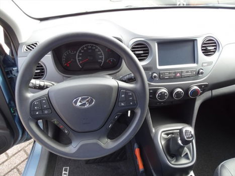 Hyundai i10 - 1.0i Comfort * Navi / Tel / BTW auto - 1