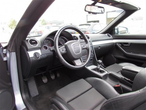Audi A4 Cabriolet - 3.2 FSI quattro Pro Line Clima/Cruise/Elek.Ramen/Navi/C.V./PDC/Stoelverwarming - 1