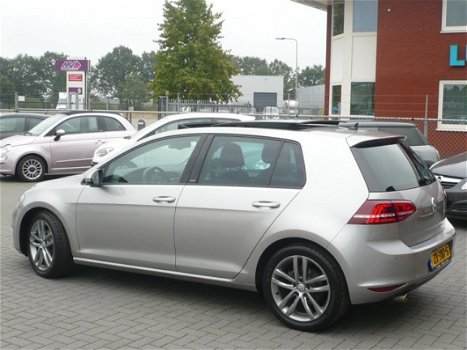 Volkswagen Golf - 1.2 TSI Business Edition Connected , Pano-Dak, Navi, Zeer Mooi - 1