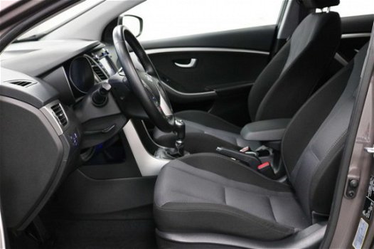 Hyundai i30 Wagon - 1.6 GDI Business Edition [Keyless + Elekt. stoelverstelling] - 1