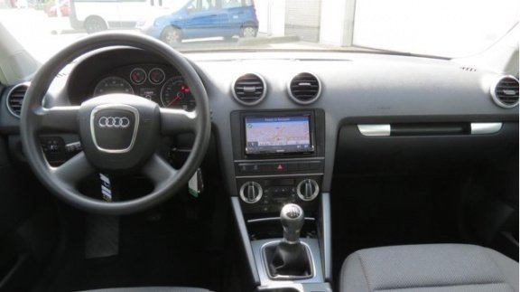 Audi A3 Sportback - 1.2 TFSI Attraction Pro Line Business - 1