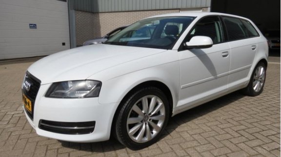 Audi A3 Sportback - 1.2 TFSI Attraction Pro Line Business - 1