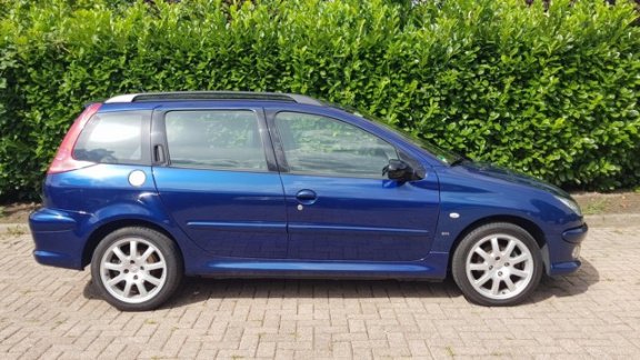 Peugeot 206 SW - 2.0 GTI Clima Pano El Ramen APK 04-2020 - 1